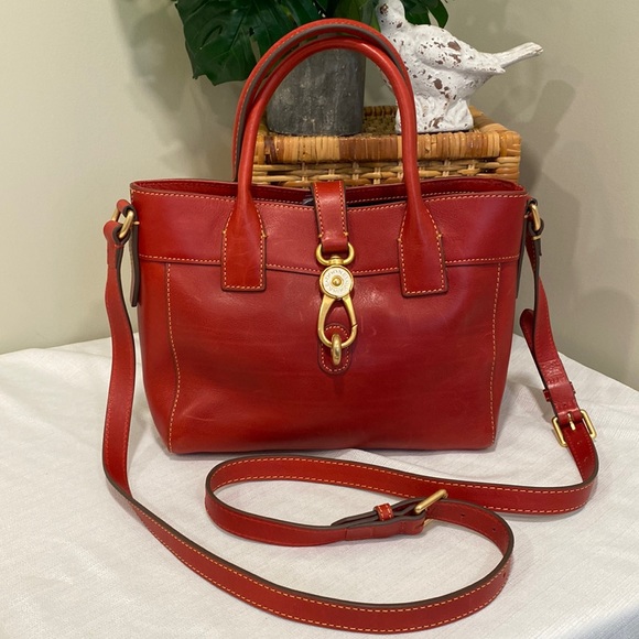 Dooney & Bourke Handbags - Dooney & Bourke Florentine Amelie Tote Crossbody in Red NWOT